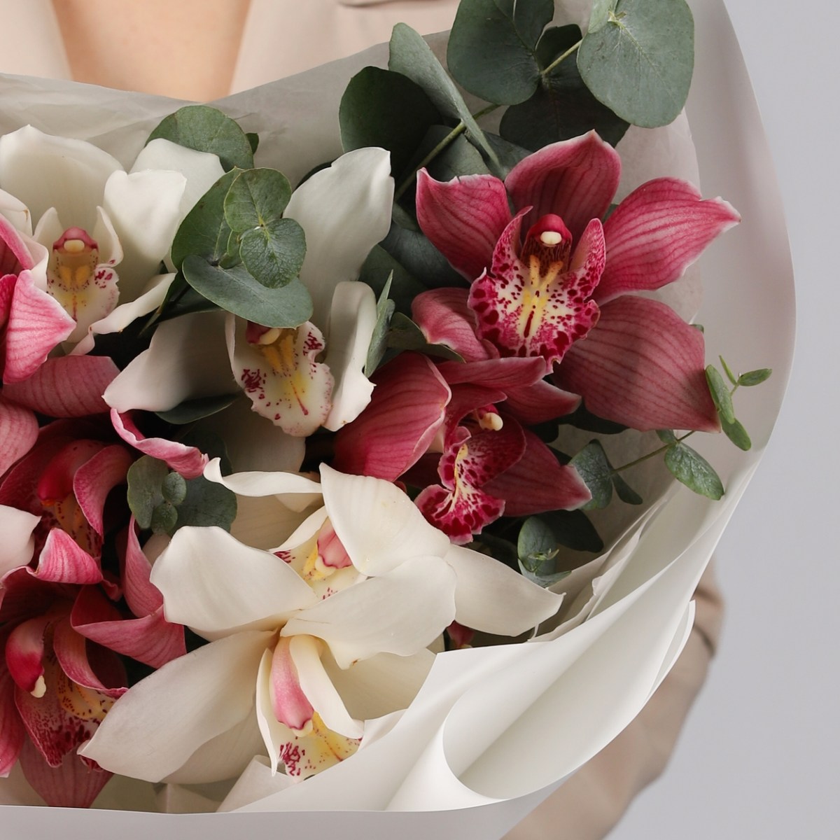 buket iz orhidej 7-7